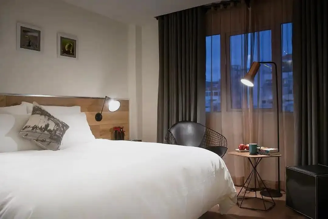 C Central Hotel- De Tham Bui Vien Walking Street Πόλη Χο Τσι Μινχ Ξενοδοχείο